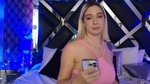victtoria lee online show from May 16, 2026, 12:18 am
