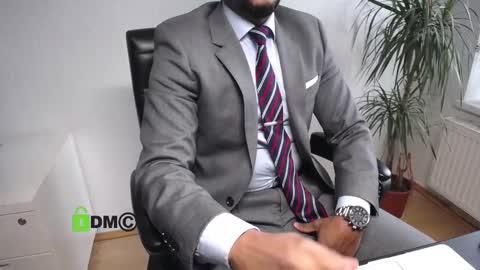 Snapshot of videocamm chatting on February 16, 2026, 12:01 pm videocamm online show from February 16, 2026, 12:01 pm