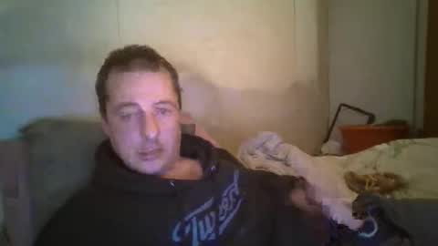 Snapshot of vids1977 chatting on January 22, 2025, 12:38 pm vids1977 online show from January 22, 2025, 12:38 pm