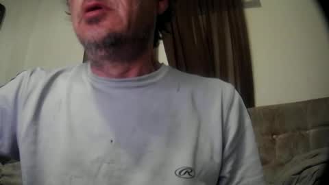Snapshot of vids1977 chatting on June 2, 2026, 9:22 am vids1977 online show from June 2, 2026, 9:22 am