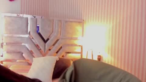 Violeta online show from December 9, 2024, 9:16 pm