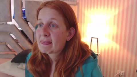 Violeta online show from January 15, 2025, 12:41 am