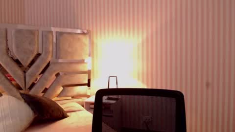 Violeta online show from January 22, 2025, 1:42 am