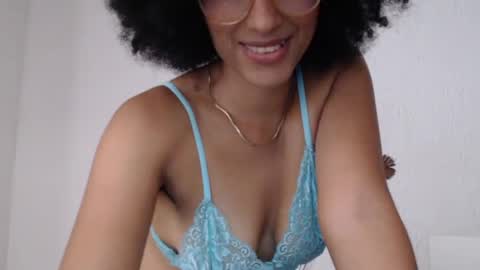 Snapshot of viiolettaaa chatting on July 1, 2026, 10:31 pm viiolettaaa online show from July 1, 2026, 10:31 pm