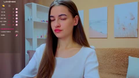 vikiberry online show from September 28, 2025, 4:07 am