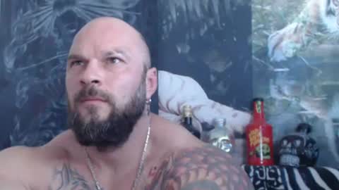 Snapshot of viking_me chatting on June 19, 2026, 6:40 am viking online show from June 19, 2026, 6:40 am