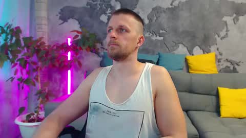 vikingchrisss online show from May 17, 2026, 10:11 am