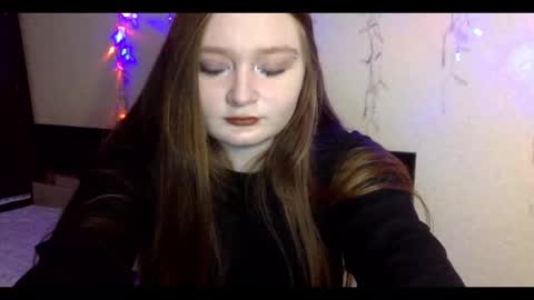 vikippink online show from October 3, 2025, 4:37 pm