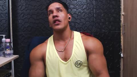 Viktor Herrera online show from October 11, 2025, 5:22 pm