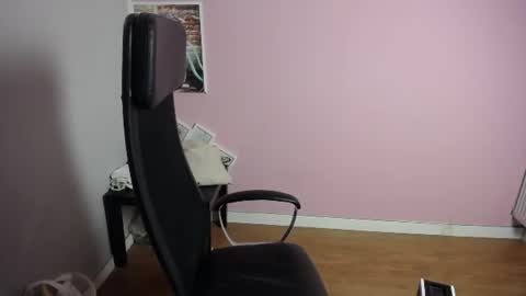 Snapshot of viktoria_lovely chatting on June 30, 2026, 6:58 am viktoria_lovely online show from June 30, 2026, 6:58 am