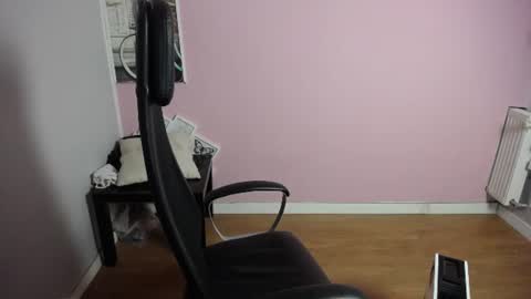 Snapshot of viktoria_lovely chatting on July 7, 2026, 7:34 am viktoria_lovely online show from July 7, 2026, 7:34 am
