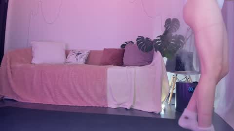 Snapshot of viktoria_sullivans chatting on December 20, 2024, 10:05 am Vikky online show from December 20, 2024, 10:05 am