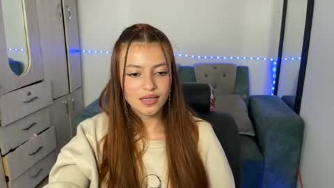 Snapshot of viky_evanss chatting on July 31, 2026, 8:41 pm viky_evanss online show from July 31, 2026, 8:41 pm
