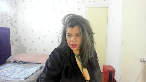 Snapshot of vikyadams chatting on May 1, 2026, 9:03 am VIKY ADAMS online show from May 1, 2026, 9:03 am