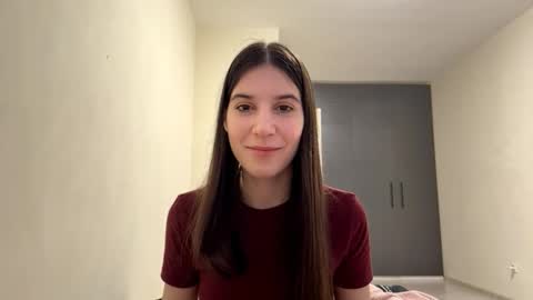 Snapshot of vilacy chatting on February 16, 2026, 9:05 am Vivien online show from February 16, 2026, 9:05 am