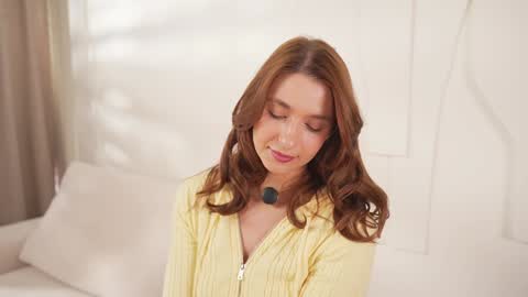 Snapshot of villanelle_l chatting on February 7, 2026, 11:14 am Lana online show from February 7, 2026, 11:14 am