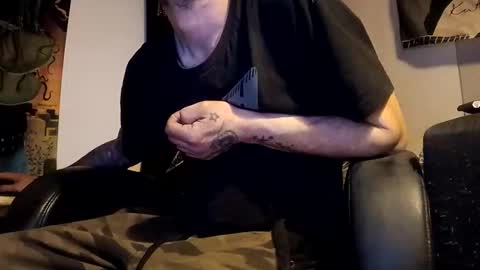 Snapshot of villeville chatting on September 29, 2025, 9:19 pm Vesku420 online show from September 29, 2025, 9:19 pm