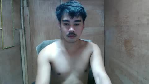 Snapshot of vin_17 chatting on April 18, 2026, 9:13 am Call me Marvin online show from April 18, 2026, 9:13 am