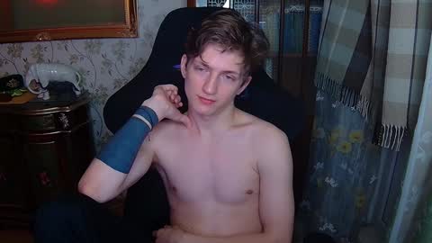 Snapshot of vince__dice chatting on December 6, 2024, 7:12 pm Dimoooooon online show from December 6, 2024, 7:12 pm