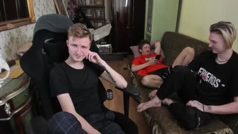 Snapshot of vince__dice chatting on January 26, 2025, 9:51 pm Dimoooooon online show from January 26, 2025, 9:51 pm