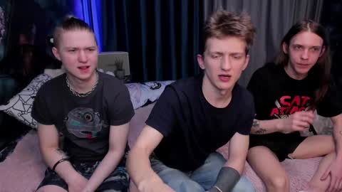 Snapshot of vince__dice chatting on February 1, 2025, 8:37 pm Dimoooooon online show from February 1, 2025, 8:37 pm