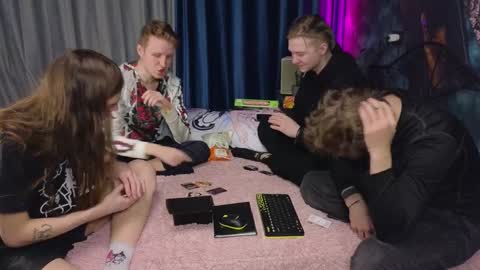 Snapshot of vince__dice chatting on February 8, 2025, 9:57 pm Dimoooooon online show from February 8, 2025, 9:57 pm