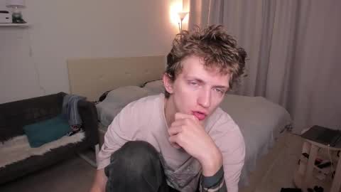 Snapshot of vince__dice chatting on September 27, 2025, 11:54 pm Dimoooooon online show from September 27, 2025, 11:54 pm