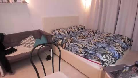 Snapshot of vince__dice chatting on October 19, 2025, 9:15 pm Dimoooooon online show from October 19, 2025, 9:15 pm