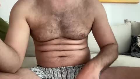 vincee2 online show from January 11, 2025, 4:03 pm