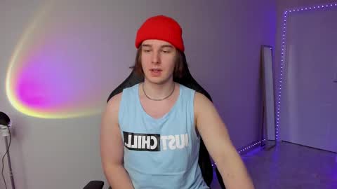 Vincent Strong online show from March 8, 2025, 1:39 am