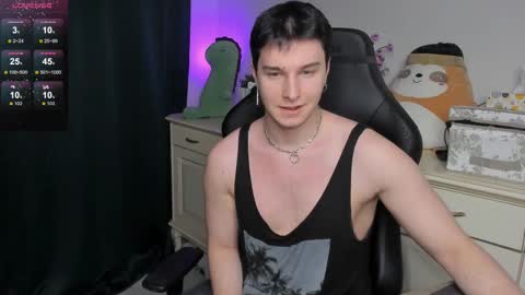 Vincent Strong online show from December 22, 2025, 8:00 am