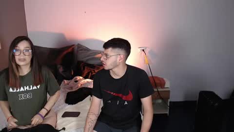 Snapshot of vincentandmia chatting on February 11, 2025, 7:16 pm Mia and Vincent online show from February 11, 2025, 7:16 pm