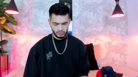 Snapshot of vincentblack_ chatting on September 29, 2025, 4:28 am Vincent online show from September 29, 2025, 4:28 am