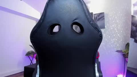 Snapshot of vincentblack_ chatting on October 8, 2025, 3:04 am Vincent online show from October 8, 2025, 3:04 am