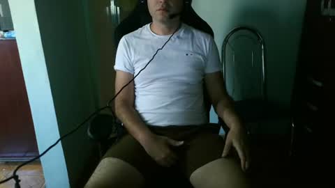 Snapshot of vincentehrt chatting on July 21, 2026, 6:54 pm vincentehrt online show from July 21, 2026, 6:54 pm