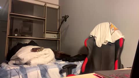 vincentprice69 online show from November 3, 2025, 7:48 pm