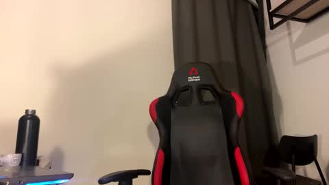 vincentprice69 online show from February 22, 2026, 4:13 am