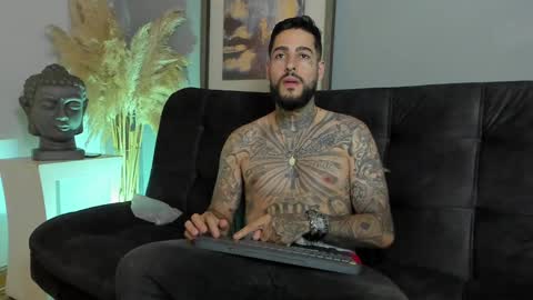 Vincent Sartori online show from November 22, 2025, 8:19 pm