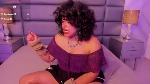 Vin  online show from April 12, 2026, 12:04 am