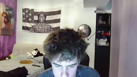 vinnie online show from September 18, 2025, 8:22 pm