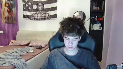 vinnie online show from September 19, 2025, 8:53 pm