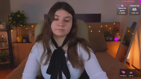 Viola online show from April 9, 2026, 8:25 pm