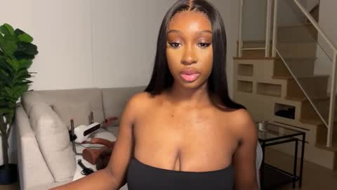 Fantasy Black Girl online show from October 20, 2025, 6:25 am