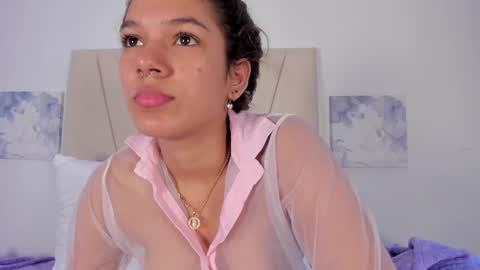 Violet online show from February 13, 2025, 5:11 pm