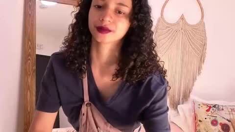 Snapshot of violet__15 chatting on February 10, 2026, 12:20 pm violet__15 online show from February 10, 2026, 12:20 pm