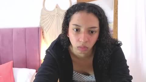 Snapshot of violet__15 chatting on February 26, 2026, 12:04 pm violet__15 online show from February 26, 2026, 12:04 pm
