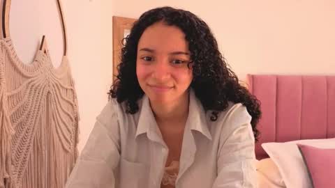 violet__15 online show from March 13, 2026, 12:01 pm