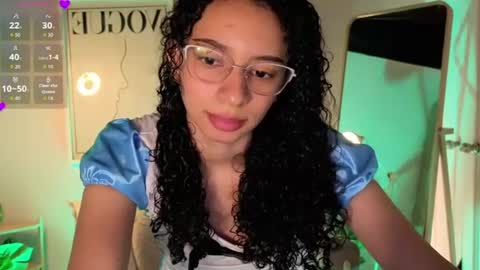 Snapshot of violet__15 chatting on July 2, 2026, 12:00 pm violet__15 online show from July 2, 2026, 12:00 pm