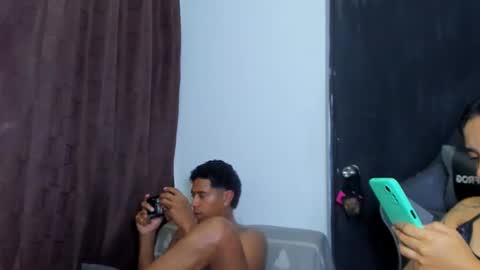 Violet and Myers online show from January 16, 2026, 7:51 pm