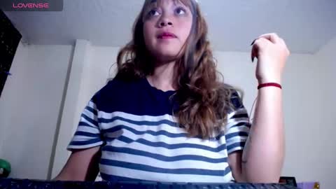 Snapshot of violet_bosh chatting on November 27, 2025, 2:19 pm Violet online show from November 27, 2025, 2:19 pm